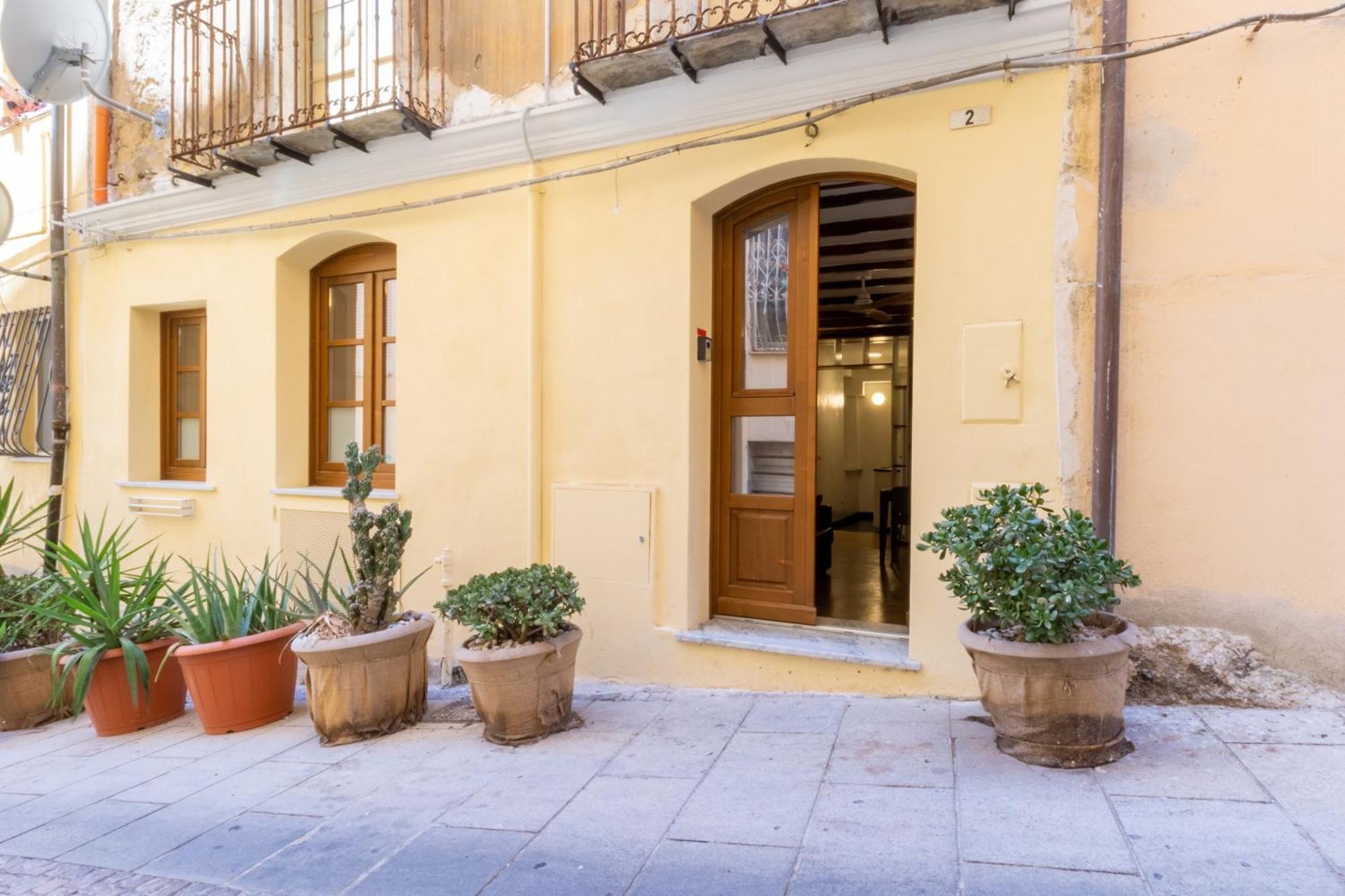 Casa Buragna Apartment Cagliari Bagian luar foto